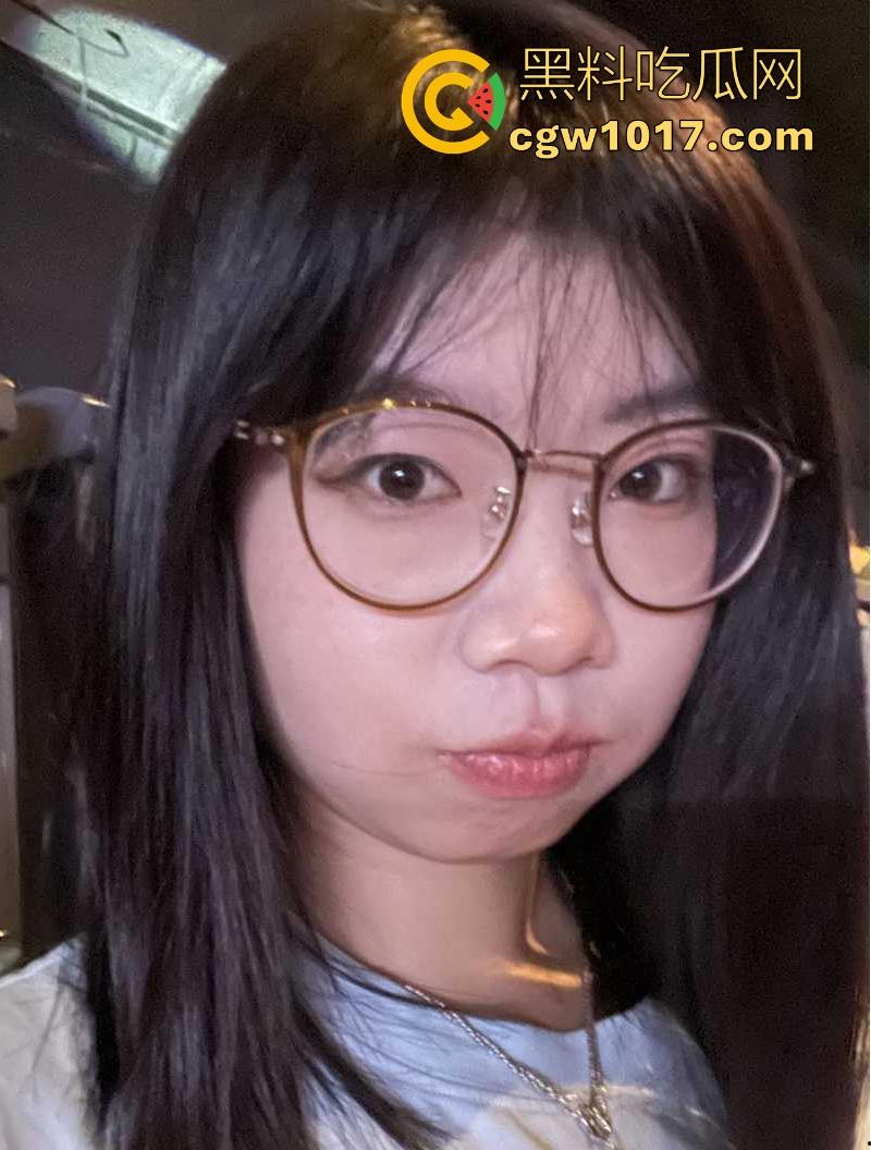 深圳职业学院大二极品学妹【李丽】骚浪小母狗露脸挨操调教， 无套猛操、跳蛋狂虐、口交吞精骚到骨子里的淫荡小骚逼！-2