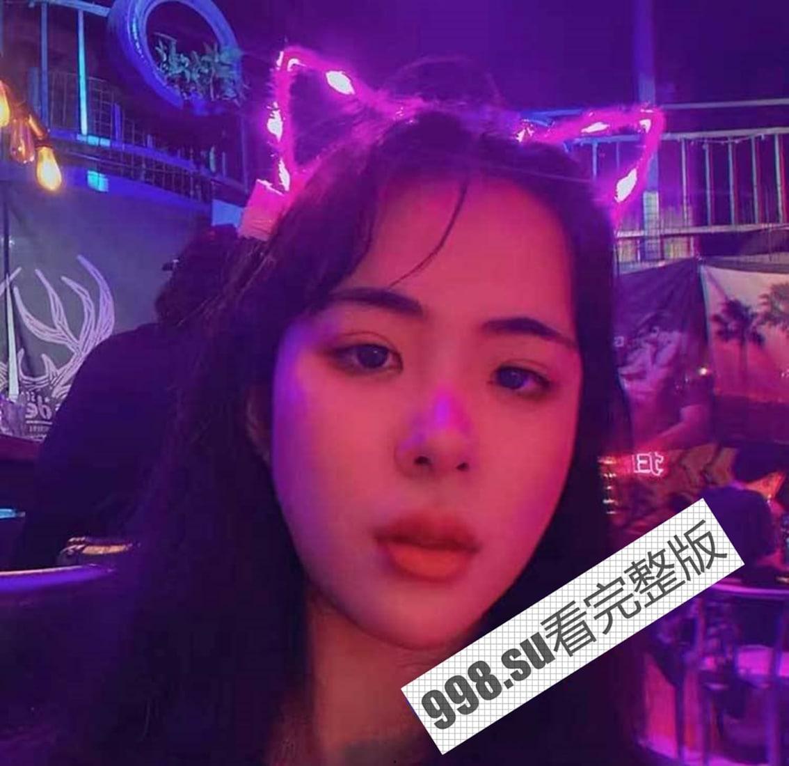 网盘流出!抖音小姐姐「刘儿」粉丝付费定制福利视频流出 还没摸就开始淌水了-2