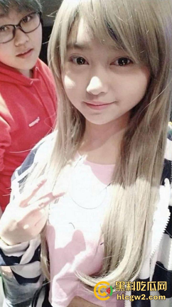 江西骚货【邵菲菲】全裸放飞!美乳晃动、嫩穴被暴力抽插狂干,嗨到失神!-4