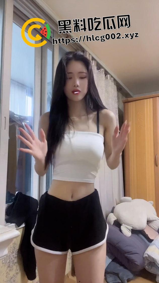 瓜友求片!韩国反差婊女神【尹公主】私拍 双穴道具大潮喷 先流水后流浆-11