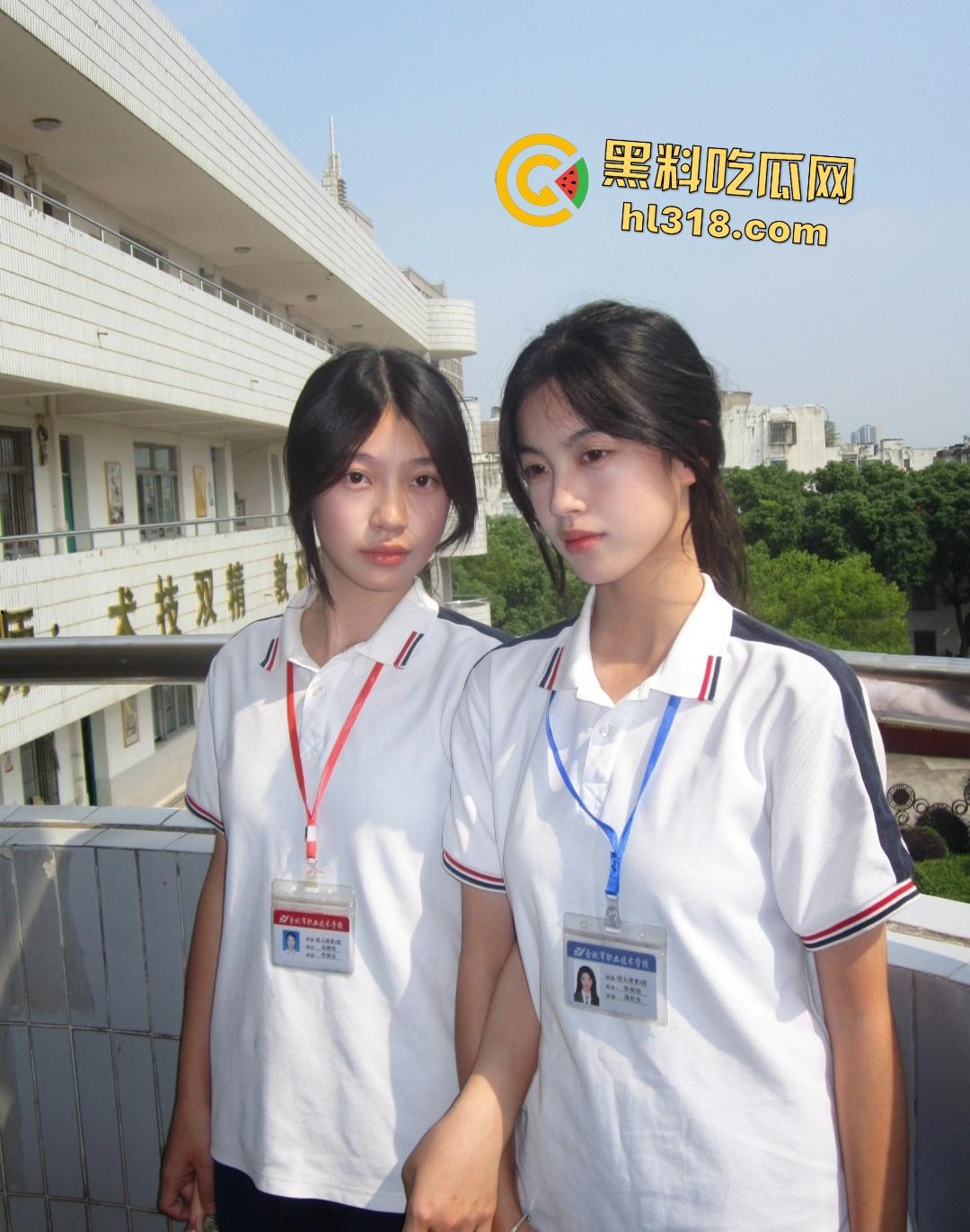 余姚职校学生妹【周子琳】勾引闺蜜男友狂骑肉棒,毫无停歇,奶子乱颤马力全开,奶头还很翘哦!-2