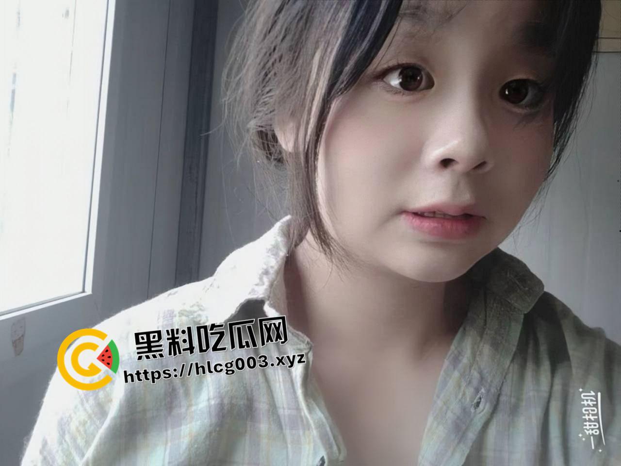 福建高中巨乳妹色诱老师 极品巨乳 珠圆玉润 自慰抠逼视频发给老师被曝光-4