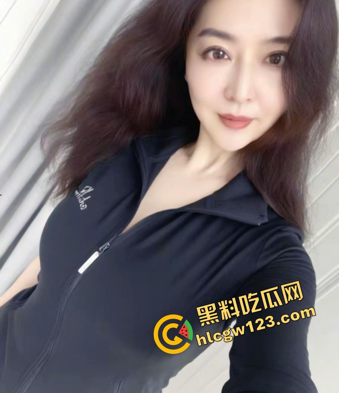 高颜值舅妈被侄子迷奸!叫来同学轮番玩弄,同学竟背着侄子内射舅妈!-1