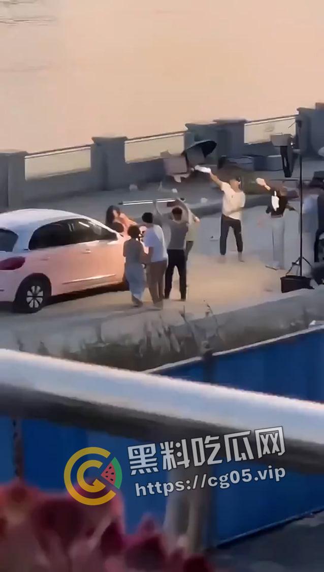 五菱自导自演?五菱发文称网传五菱星光桃色宣传片为假 但被细心网友发现猫腻-2