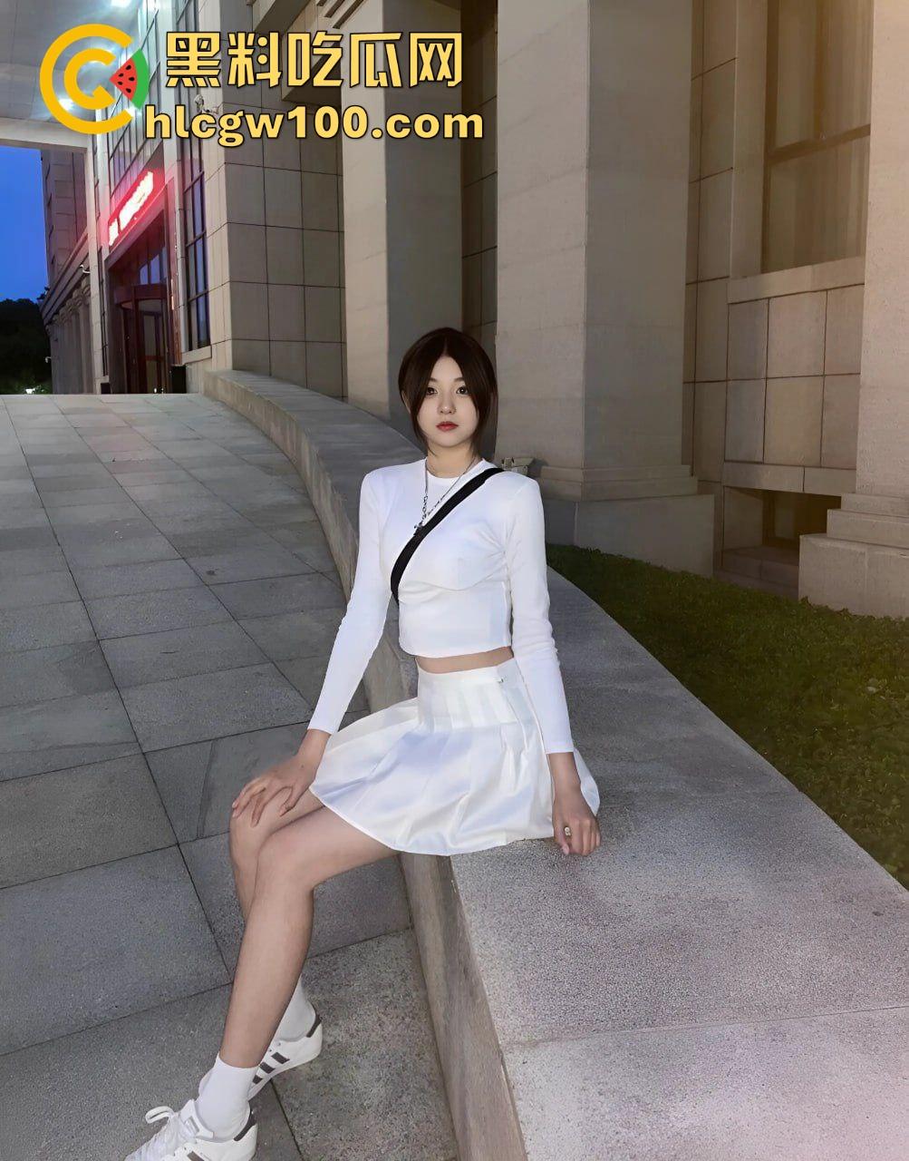 北京海洋学院【林依依】调教视频曝光,粉嫩出水颜值在线,呻吟声很勾引人!-2