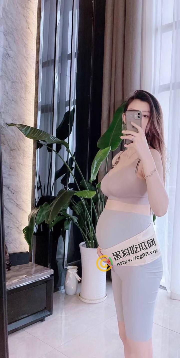 快手130w粉 程宝宝 被曝已怀孕升级为人母 一日擦终身擦 再来欣赏一下拜金女的抖奶集锦 微密圈付费合集-9