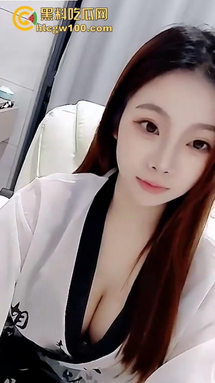 推特G奶骚妹【缨茵栀】金主定制听话照做 口交假屌自慰插穴 只有钱到位没有骚逼做不到的!-3