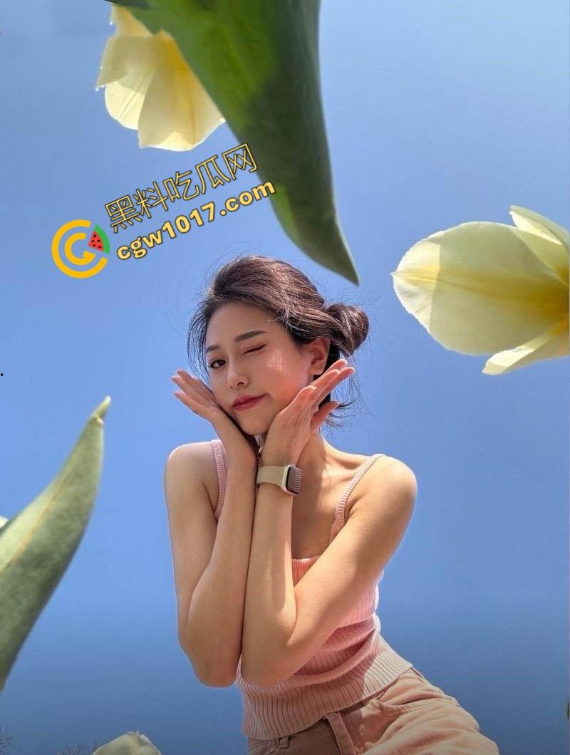 广西柳州奔驰4S店惊爆偷情丑闻!女销售与同事狂野偷情,金主怒曝视频,火爆开车撞店-14