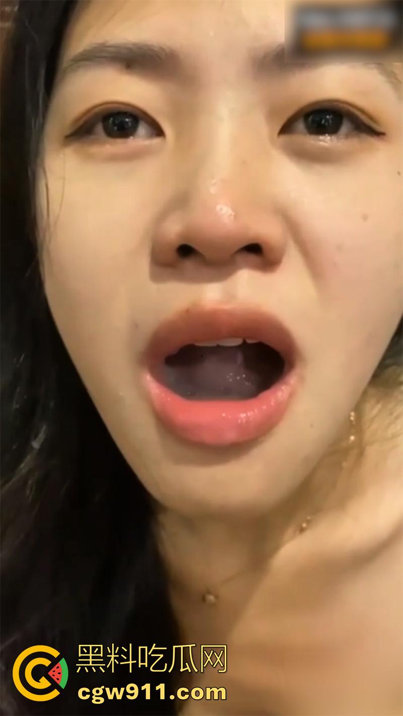 昆明理工大学系花【李梦静】,大长腿御姐女神,跟体育生学长酒店打桩爆操,吃鸡巴的样子还真是淫荡!-8