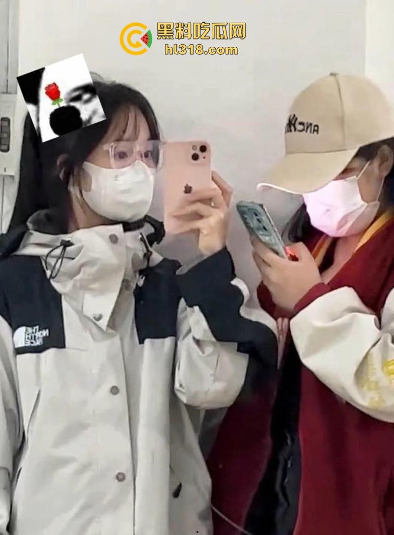 乖巧可爱学生妹还是遭黄毛得手,与小伙无套性爱露脸口交,我还是想不通!我到底是输在什么地方!-3