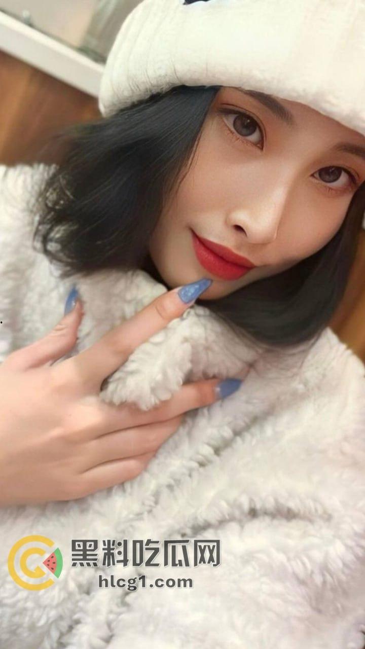 瓜友投稿爆料：二连浩特服装市场瓜！美女老板娘蒙根琪琪格的情场纠葛，从隔壁服装店到瓜友圈子朋友！-9