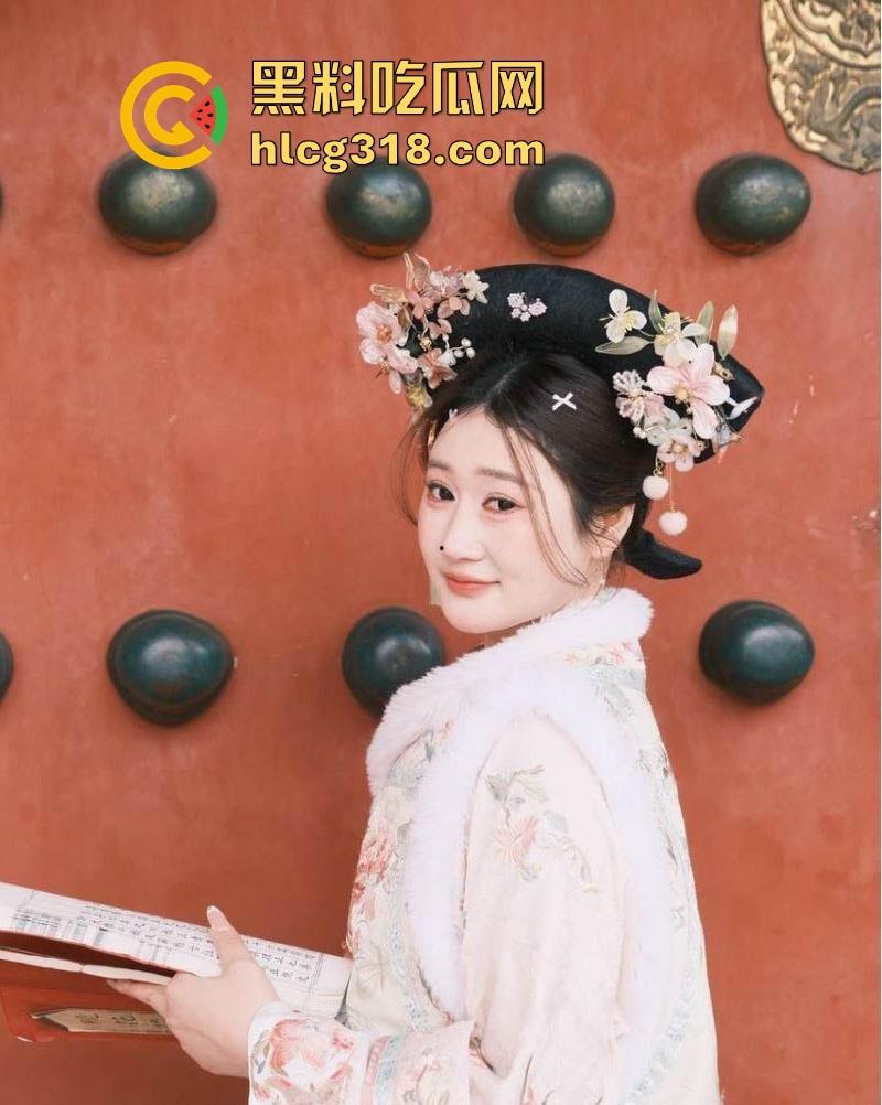 约炮湖南24岁微胖大学生,完美露脸深喉吞吐,干起来真带劲,大奶让人爱不释手!-4