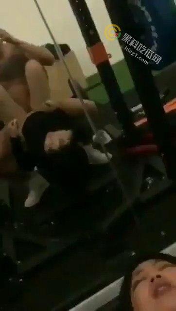 上海女教练谭延欣践行“最好的运动是交配”格言,教练课竟成性爱指南-3