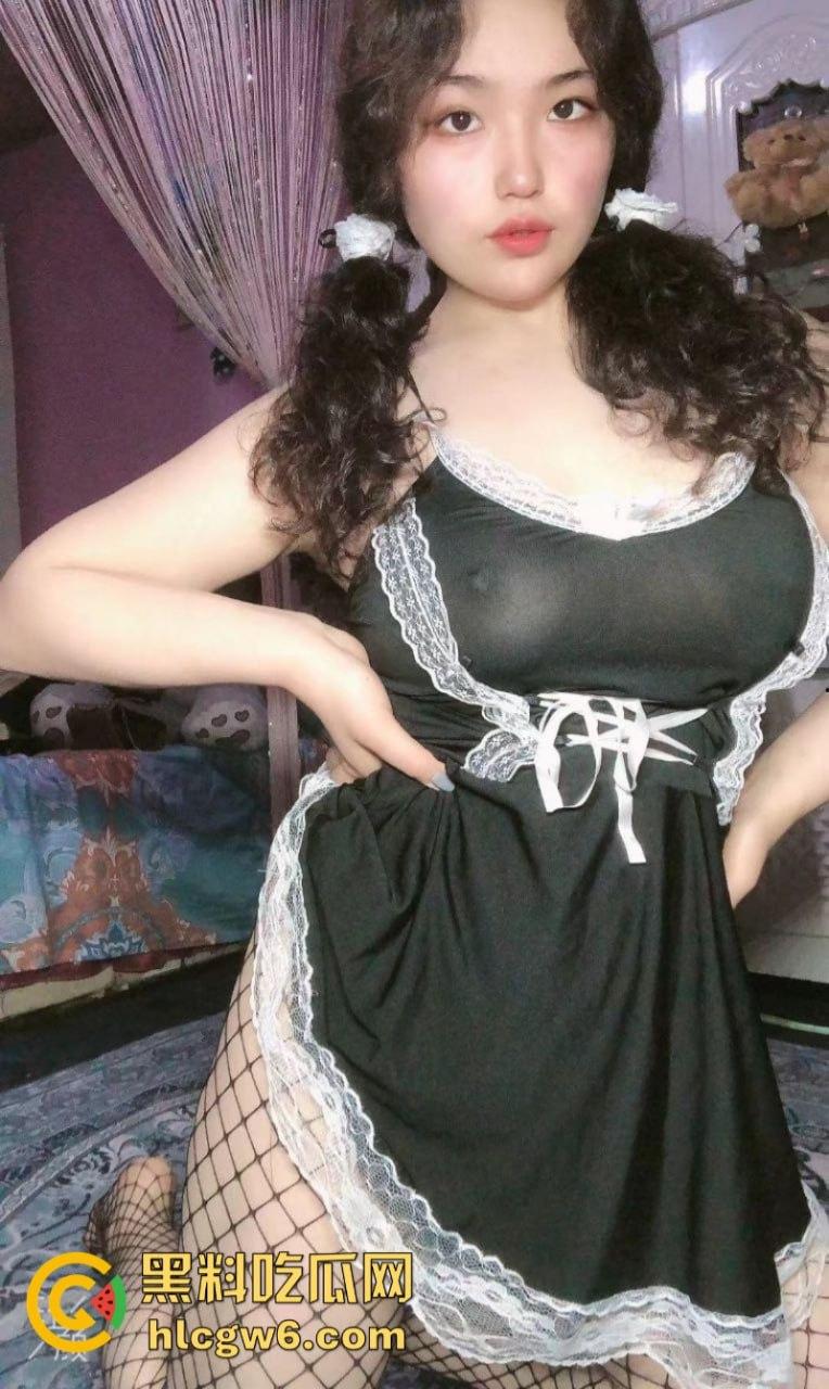 单身无配偶 只能网聊做母狗!山东菏泽培训机构老师【陈玉露】无毛美鲍高潮爆浆 自慰裸聊遭网友录屏曝光!-11