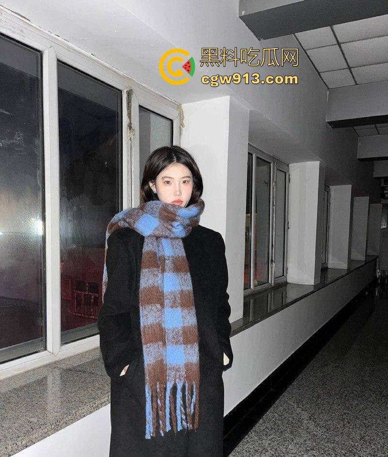 长沙师范学院【王文莹】性爱视频流出,深喉口交狂吸大屌,无套爆操极致享受,骚穴被猛干到淫水四溢!-2