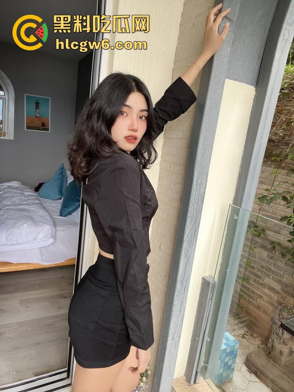 宁夏【夏梦雪】掰开嫩穴等你来，想插进去射怀你们的结晶？别做梦了 没几百万别谈生孩子，想操她花3千就够！-1