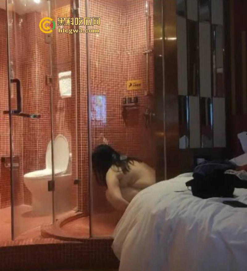 坐牢三年 错把母猪当天仙! 小伙出狱soul约炮巨肉坦克妹 谁知酸逼自带生化攻击 臭yue了!-5