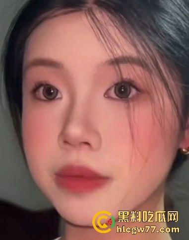 极品巨乳福利姬【李雨】大尺度付费视频流出,硕大浑圆大奶子上演超大尺度自慰 淫水狂喷!-3