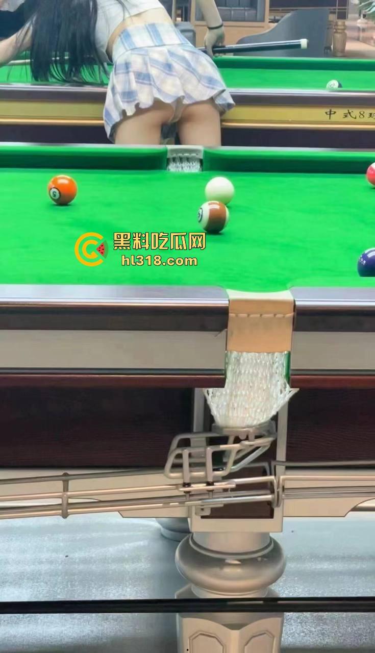 打台球陪练是个借口,陪睡才是真实目的,玩得不是台上那几颗球,而是美女教练的那两颗~还有如何进洞!-2