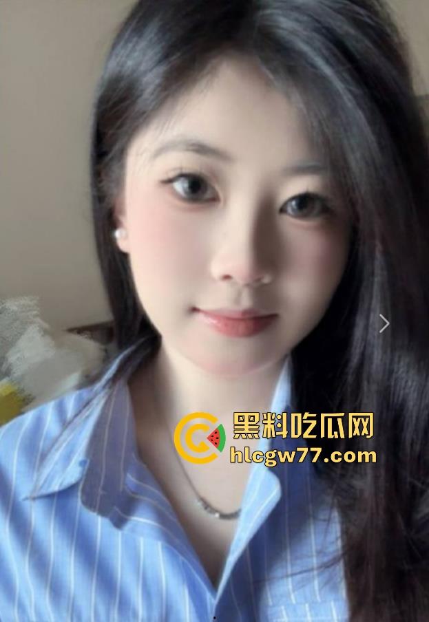 南昌净明道院 80岁道士【谢春根】借传功为名抚摸亲吻女孩私处 ，不但猥琐还收钱，真是越老越骚啊！-5