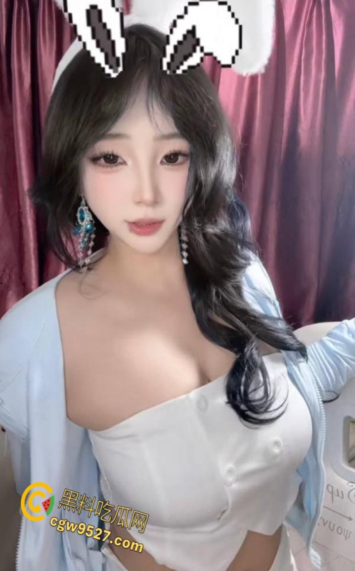 抖音巨乳网红【牛老师】,金主定制视频泄露,御姐女神跪舔水晶巨物,狂扣骚穴潮吹喷射爽炸 !-4