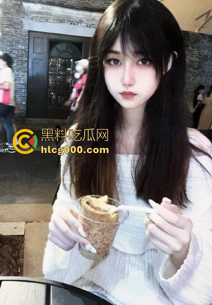 广东职业学院【何诗诗】与男友私密性爱视频曝光,颠覆清纯形象,主动迎合,无套内射极其淫靡!-3