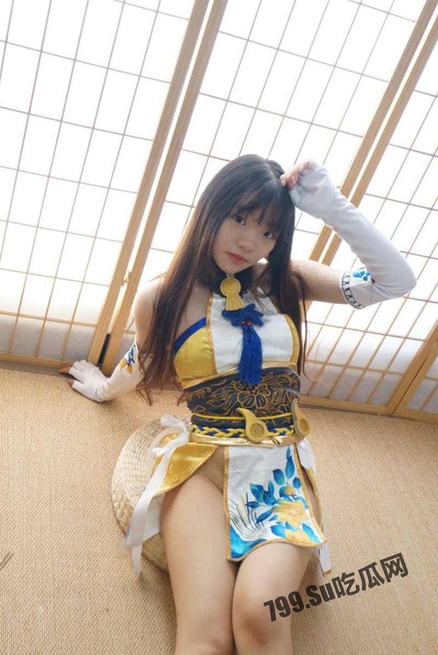 极品二次元反差美少女「小余」甄选福利 自慰吃鸡啪啪极度淫荡-1