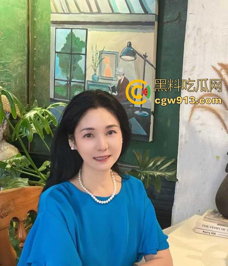 性感骚妈醉酒后惨遭淫魔儿子强上,抬腿猛干骚穴,淫水泛滥,操哭后下意识发出呻吟!-2