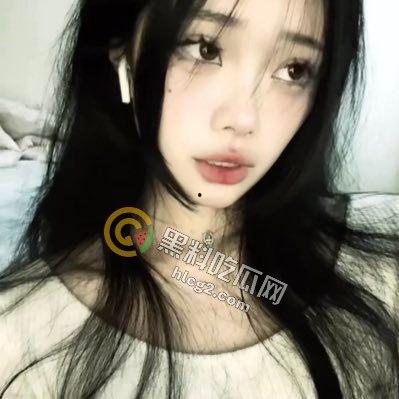 威海纺织技术学院「钱雨欣」男友偷录口交做爱视频,QQ群里暴露美妙“性爱”生活-3