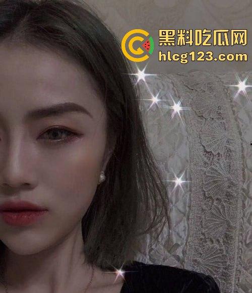 江苏化妆品公司财务员钱思思酒店偷欢!黑丝玉足被物流男同事无套抽插姿势百变!-2