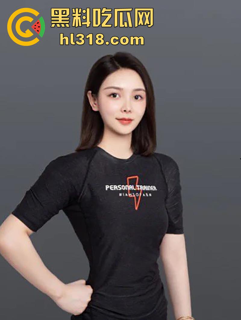 杭州健身女神【李安琪】,背着男友约炮金主学员,经常夹着精液回家,被男友发现视频后被曝光!-1