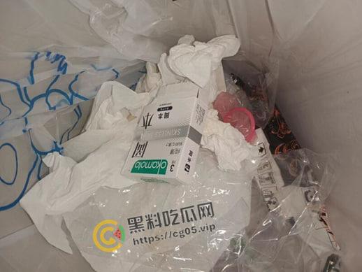 吃瓜!嘉善浙F地800号足疗女技师【王文敏】渣女出轨多位客人约炮 海量聊天记录曝光!更有行车记录仪和用过的避孕套为铁证!-24