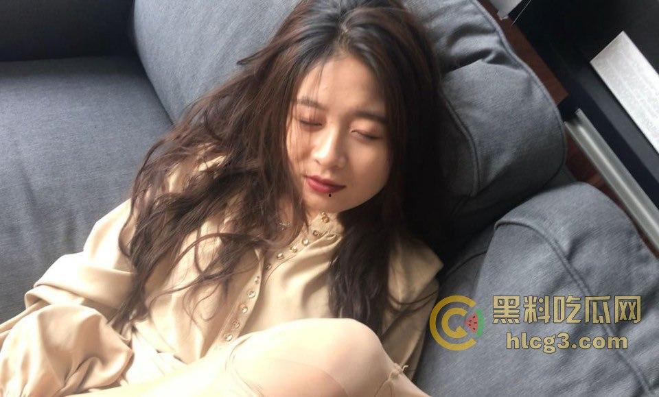 山西师范大学老师「郑少萍」白天教书育人,夜晚变身SM女王!被内射视频曝光,辣眼睛!-10