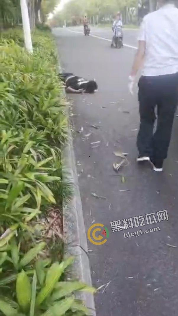 南宁惊曝午间悲剧！中兴桥南男子大中午豪饮致死，惨遭摔倒不起引热议！-2