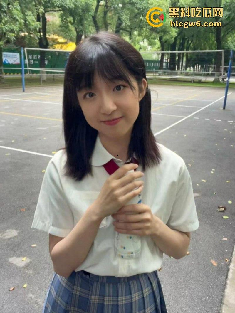 披着甜妹的外衣 掩盖母狗的事实 上海政法大学二大【彭嘉文】绝密性爱视频遭男友反差投稿 尺度惊人!-9