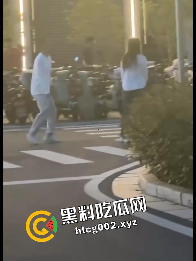 徐州工程学院大瓜!女版罗志祥 早中晚睡换不同的男人睡 男妃现场争辩谁睡得次数多 现场爆笑-8