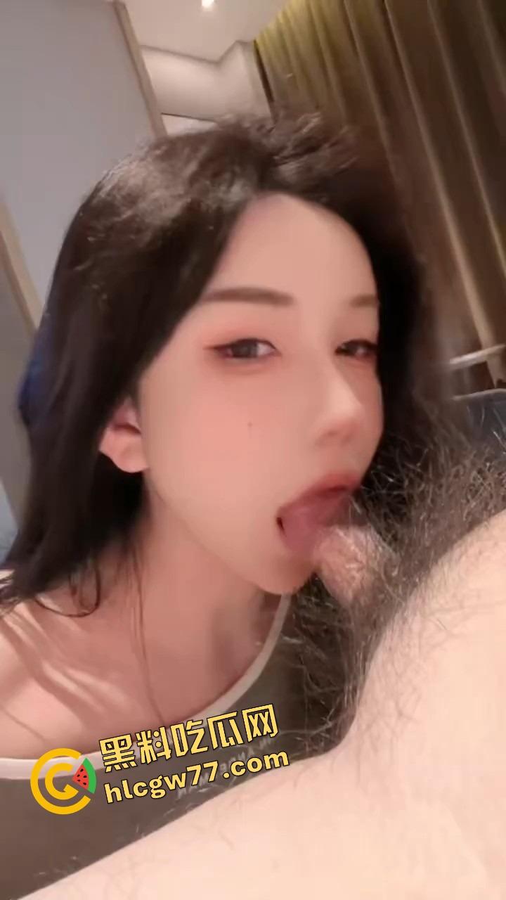 好看的TS就是狠,勾引直男回家龟头责上头,口一含射精带尿双管齐下,喷了个正着!-11