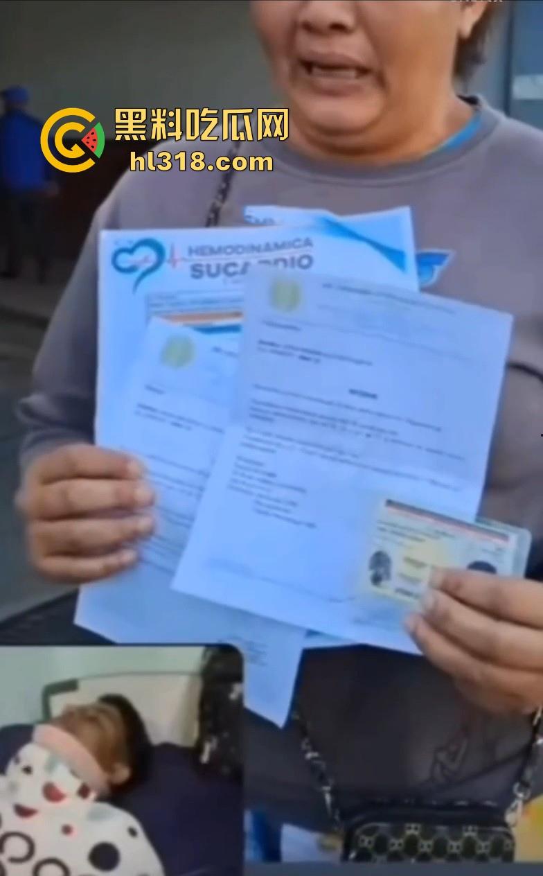 西班牙小伙跳水表演变成事故,这下好啦不看清楚情况再跳,直接跳人头上,把下面的人骨头全砸断了!-6