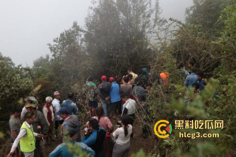 没事别出门!4名中国公民在尼泊尔直升机坠机事件中遇难!-1