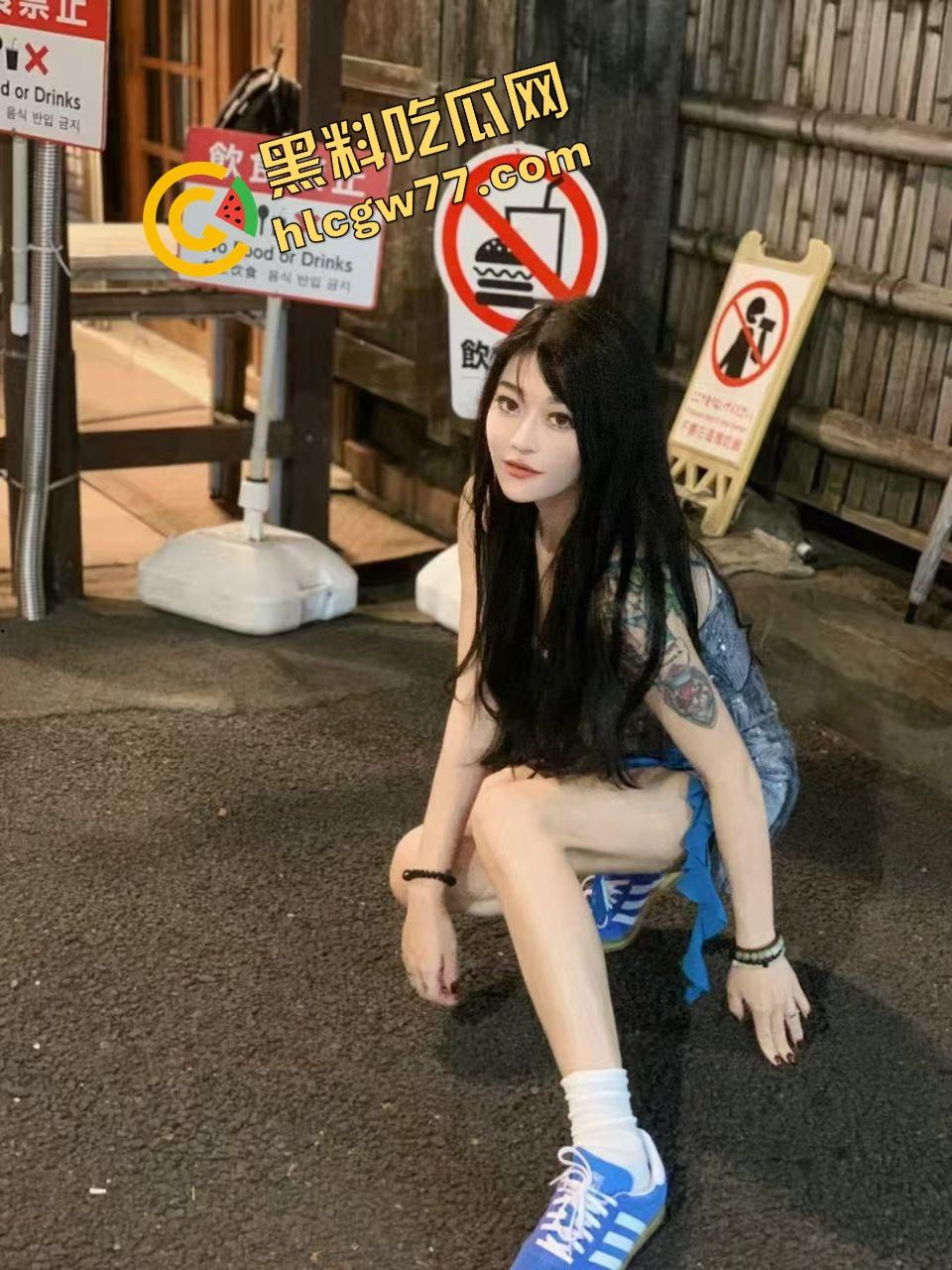 中原新柳镇准新娘【柳萍萍】未婚夫拍床上实战炫耀被哥们转发流出,情趣内衣无套浪叫夹精全程露脸!-2