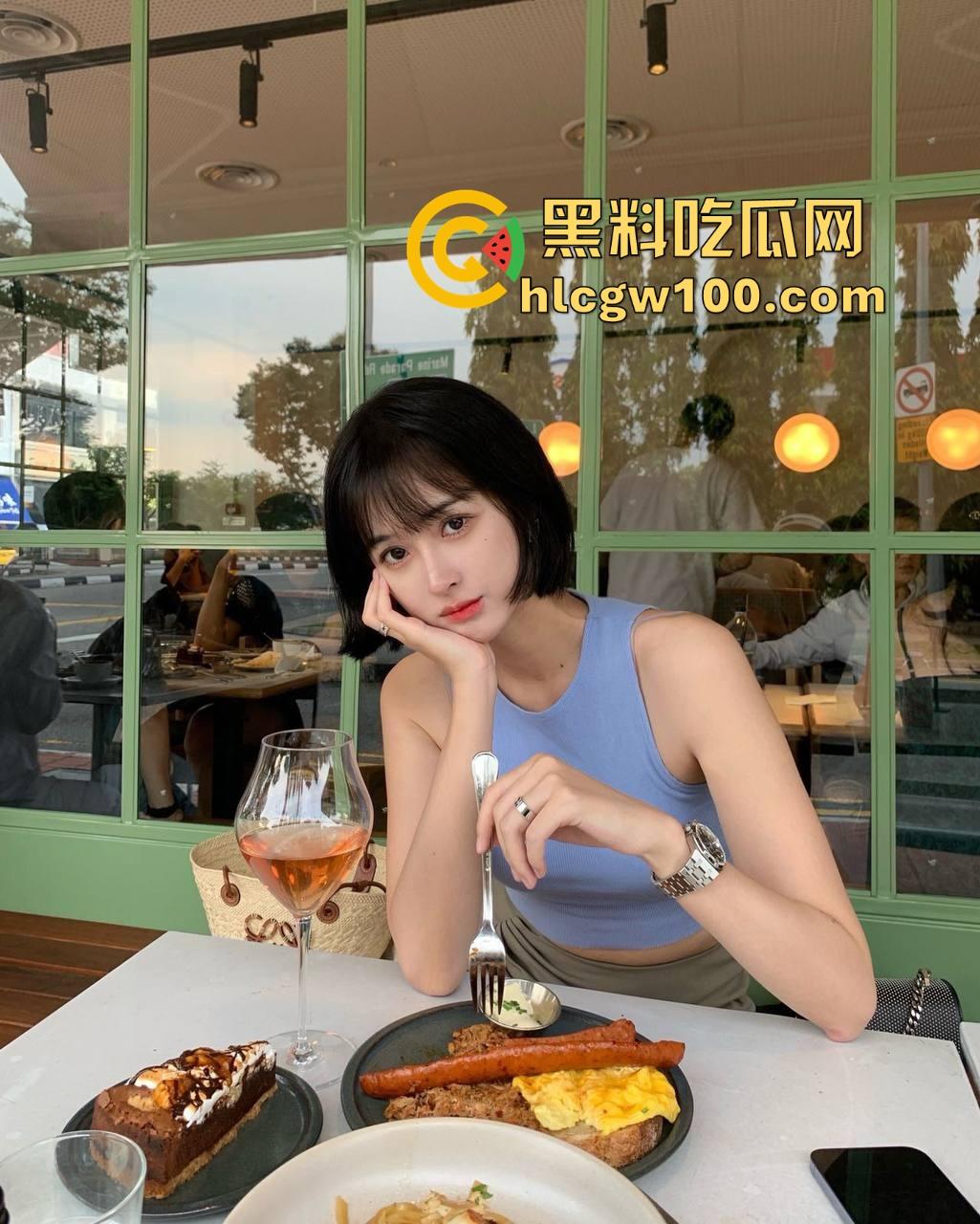 海南政协常委『张泰超』五妻生活奢华曝光，26岁小老婆豪宅震撼人心 一面墙的茅台20万马桶 大老婆还能怎么壕？-2