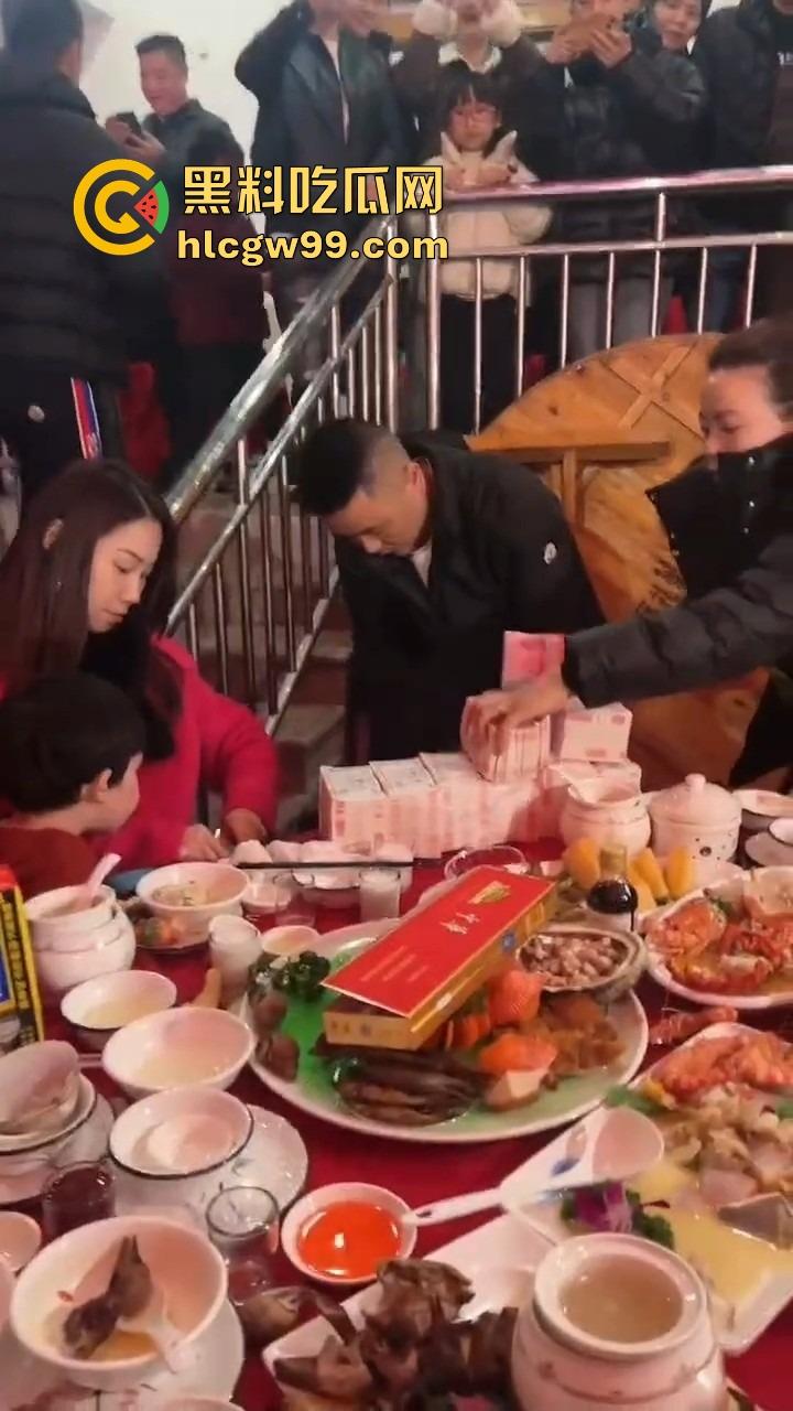 福建长乐豪横彩礼！弟弟结婚，姐姐姐夫随手见面礼138万带一套房，这样的亲戚给我来一打！-7