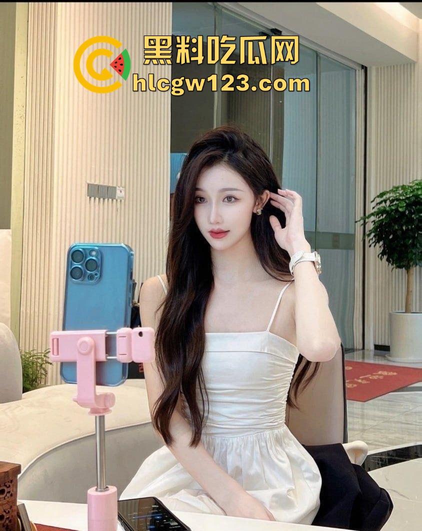 社交软件约炮极品大学生 见面就直接干 一边接电话一边后入 完全顶不住全射进去了!-1