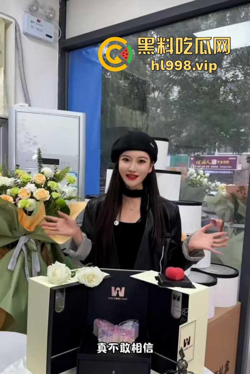 抖音4万粉小网红【巩义四姑娘】不雅视频曝光!与老公床上激情啪啪,账号已销号!-6