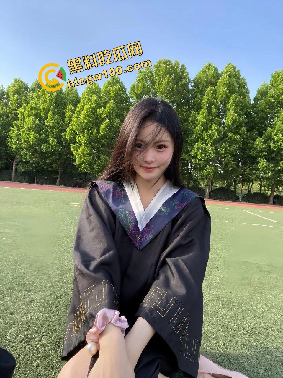 濮阳职业技术肉便器母狗【尹茜】肉感女仆装上位夹吸,狗链SM后入猛怼骚臀!独家曝光流出!-1