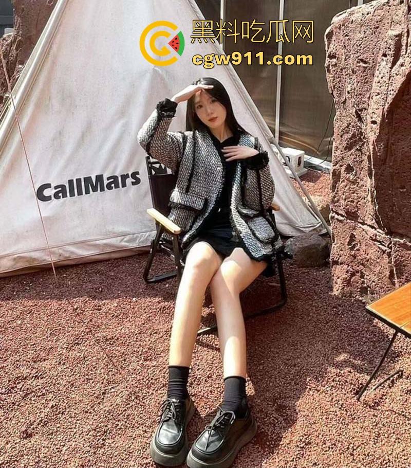 西安大学极品女大【黄筱美】性爱视频流出,各种姿势轮番上阵,69互舔后入狂操,干到腿软爬不起来!-3