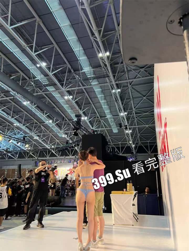 台湾成人展  最熟悉的陌生人在台吸引15万学生前去朝圣，台媒爆出AV女优在台卖淫价格 桥本有菜两炮高达144万（附活动现场海量高清照和视频合集）-94