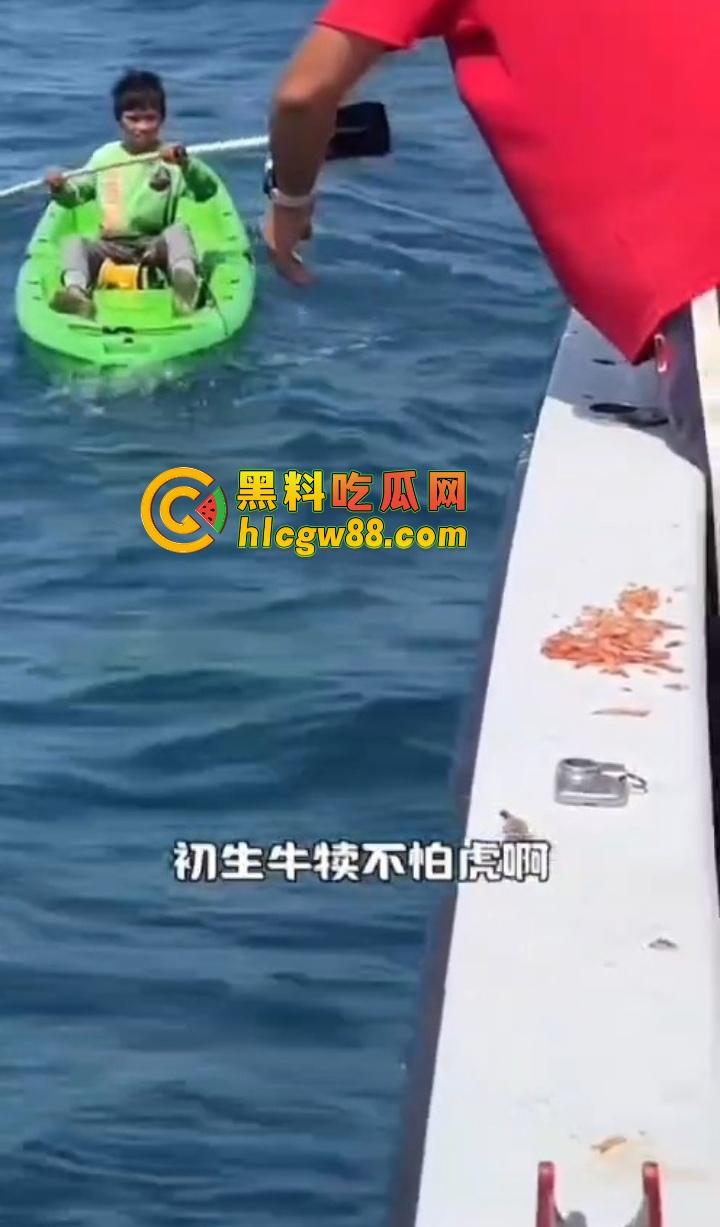 离谱!赤岭男孩出海钓鱿鱼睡着了,一觉漂到三亚?整整漂了一天一夜,简直海上版睡美人!-6