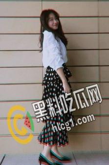 反差纯情女大学生 Ahri0716的放荡生活合集!全裸秀无毛一线天嫩穴展露无余!-1