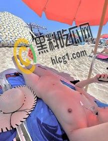 反差纯情女大学生 Ahri0716的放荡生活合集!全裸秀无毛一线天嫩穴展露无余!-3